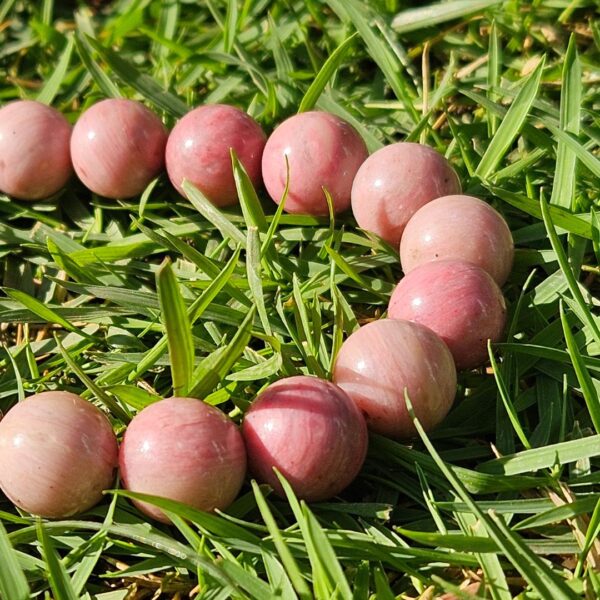 Pink Rhodonite - Image 5